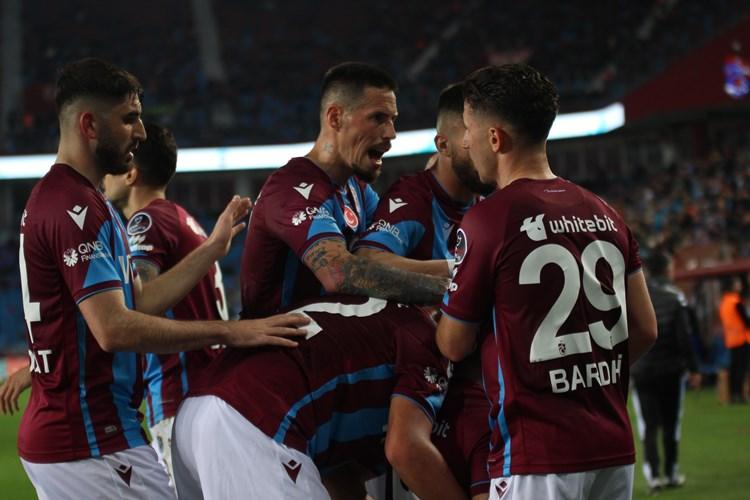 Trabzonspor büyük maçlarda kaybetmiyor 7