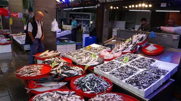 Trabzon'daki balık tezgahlarında çeşitler arttı 5