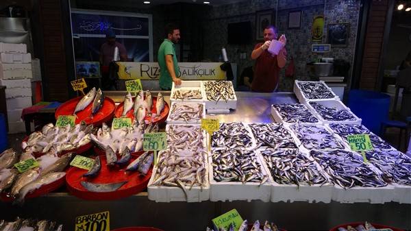 Trabzon'daki balık tezgahlarında çeşitler arttı 7
