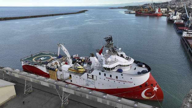 Trabzon Limanı'ndaki Barbaros Hayrettin Paşa Gemisi hazırlanıyor 20