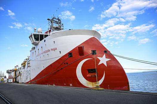 Trabzon Limanı'ndaki Barbaros Hayrettin Paşa Gemisi hazırlanıyor 17