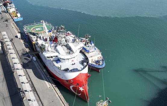 Trabzon Limanı'ndaki Barbaros Hayrettin Paşa Gemisi hazırlanıyor 2