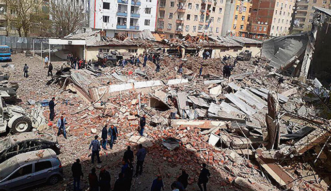 Diyarbakır saldırısının failleri Suriye'ye kaçarken yakalandı