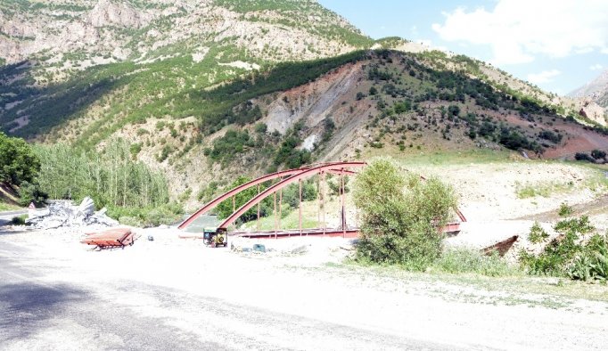 PKK’nın eylemde kullandığı köprüye operasyon