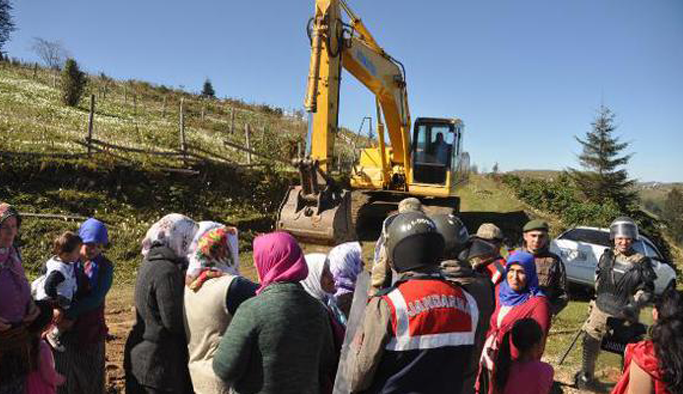 CHP'den yayla tepkisi: Fakir furakanın evini yıkmayın