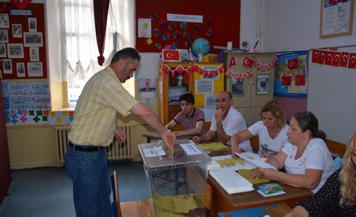 Sinop'ta oy kullanma işlemi başladı 