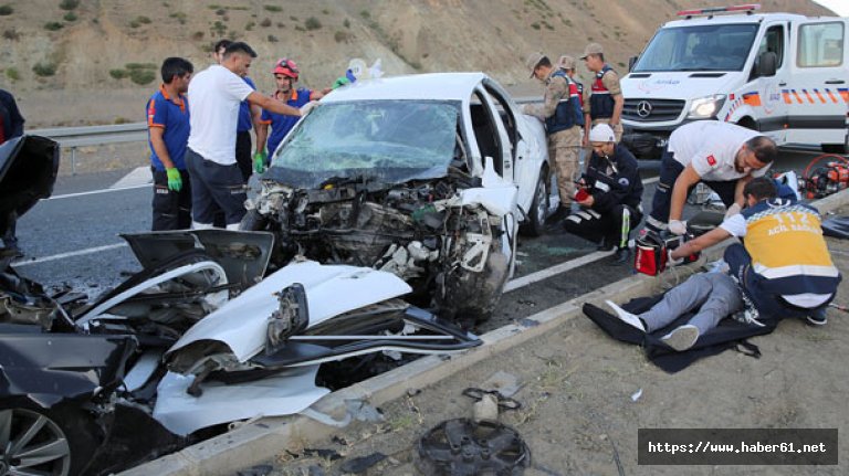 Bayram yolunda feci kaza! 3'ü çocuk 7 kişi öldü