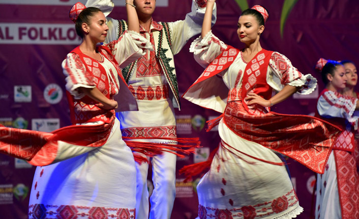 Kepez’in Uluslararası festivaline muhteşem gala