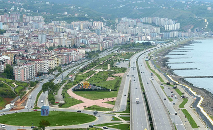 Trabzon'da yolda çalışma