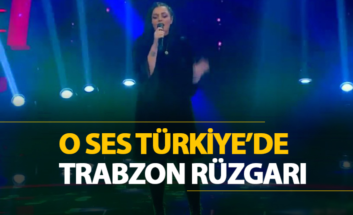 O Ses Türkiye'de Trabzonlu Ecem Topaloğlu sahne aldı!