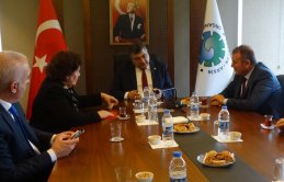 CHP İzmir Milletvekili'nden Arsin OSB’ye ziyaret