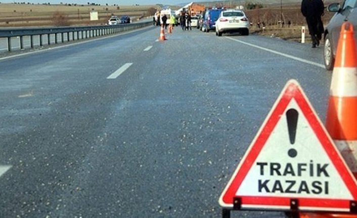 Araklı'da trafik kazası: 2 yaralı