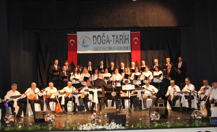 Trabzon’da solistler geçidi