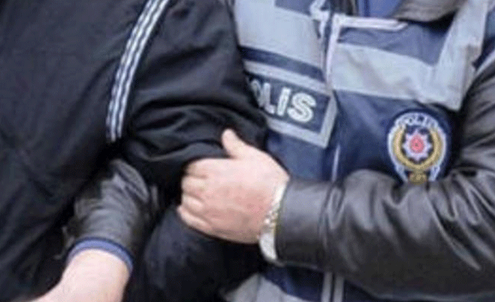 Balıkesir'de düzenlenen FETÖ operasyonunda 4 kişi yakalandı.