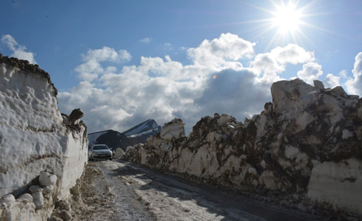 Türkiye’nin en büyük kalderasında kar kalınlığı 8 metreyi buluyor