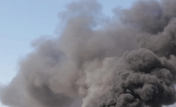 Mersin'de fabrika yangını!