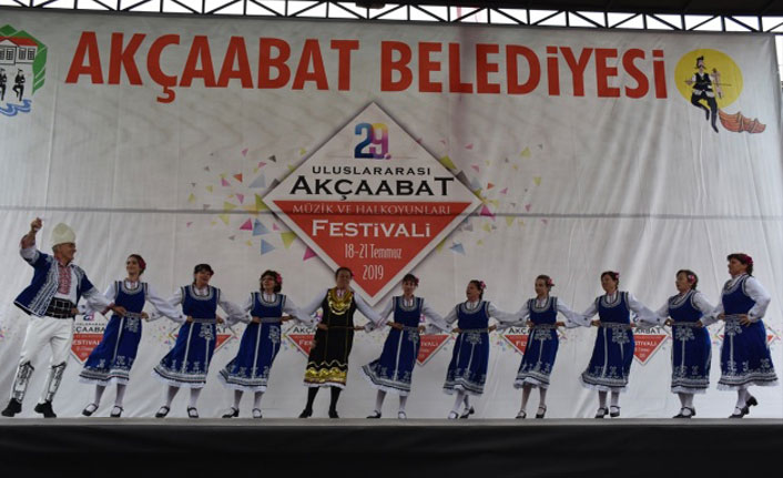29. Uluslararası Akçaabat Müzik ve Halk Oyunları Festivali devam etti