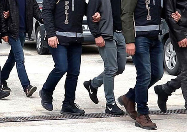 Yunanistan'a kaçmaya çalışan 5 FETÖ şüphelisi yakalandı