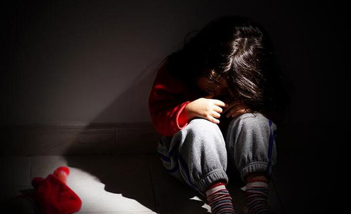 5 yaşındaki kızına cinsel istismarda bulunan babaya 30 yıl hapis!