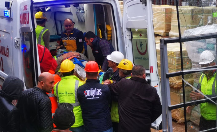 Nazilli’de inşaat iskelesi devrildi, 1 işçi yaralandı