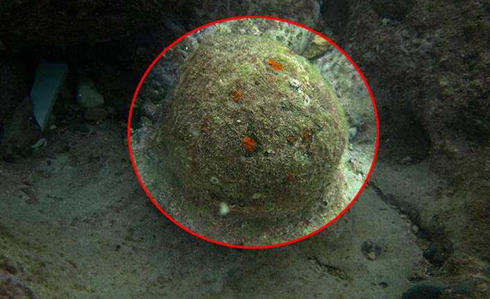 Antalya'da denizde tarihi top mermileri bulundu