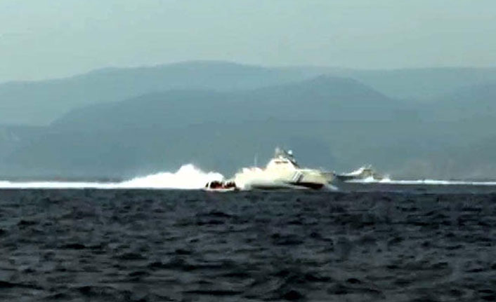 Türk kara sularına itilen bottaki 48 göçmen kurtarıldı