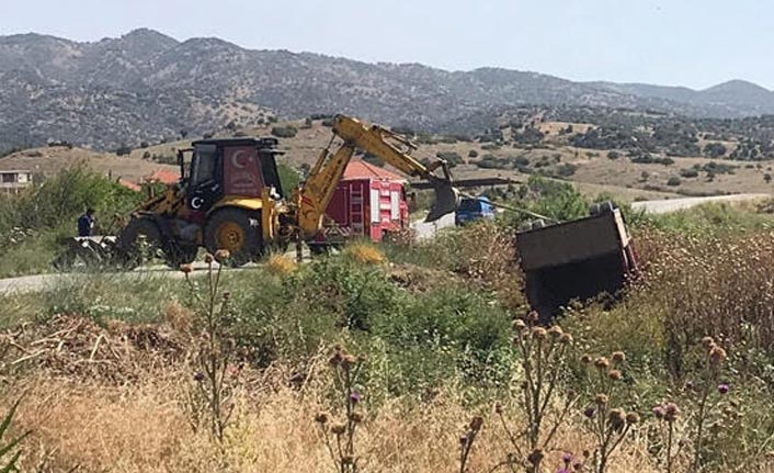 İşçileri taşıyan kamyonet devrildi: 2 ölü 8 yaralı