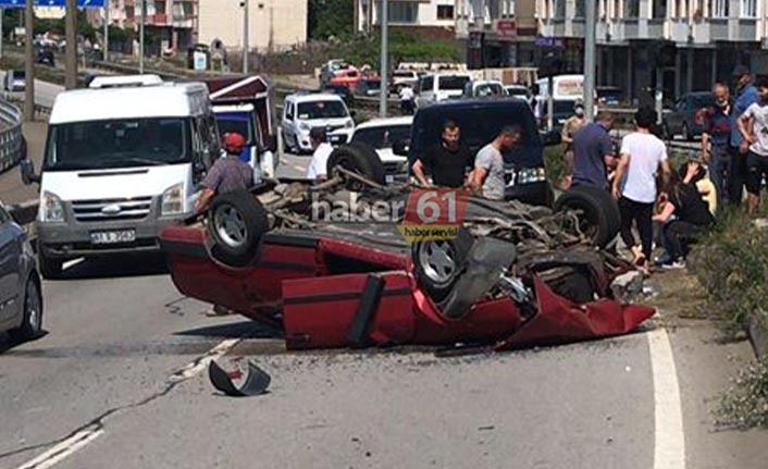 Trabzonda kaza, araç ters döndü