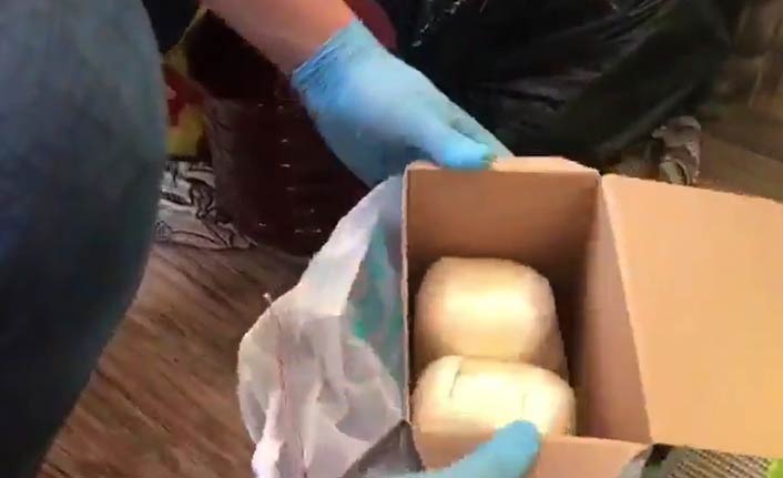 Bebe bisküvisi kutusundan kilolarca eroin çıktı