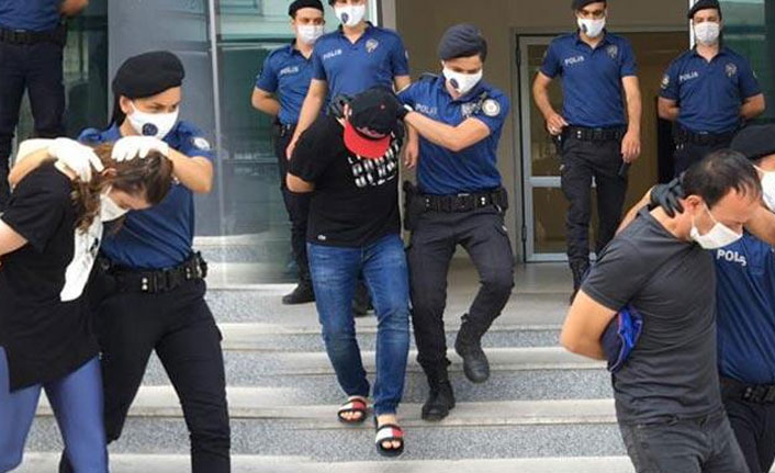 Bursa'da uyuşturucu operasyonu: 10 kişi adliyede