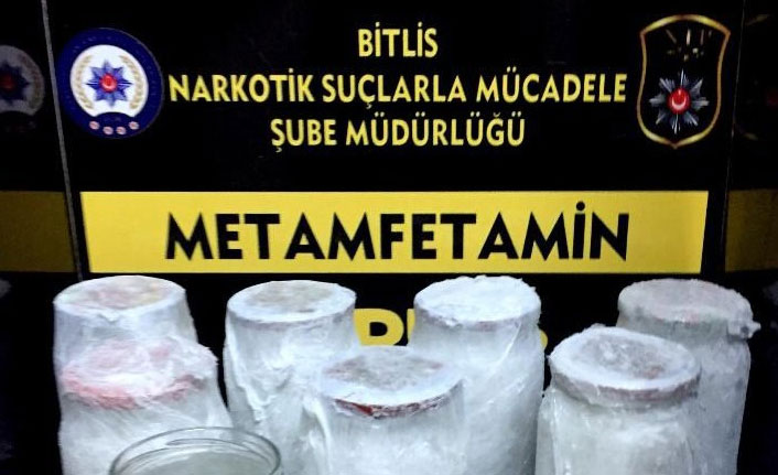 Bitlis'te 4 kilo uyuşturucu ele geçirildi