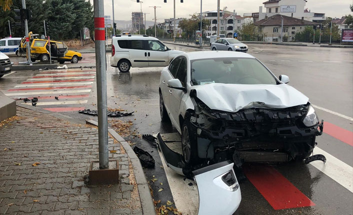 Elazığ’da trafik kazası! 1 kişi yaralandı - 06 Kasım 2020