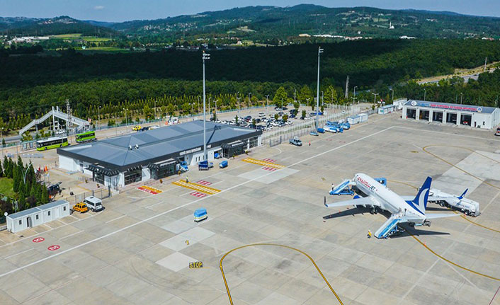 Kapalı Havalimanında uçuşlar Trabzon seferi ile başlıyor