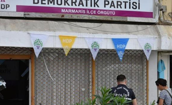 HDP ilçe binasına saldırı