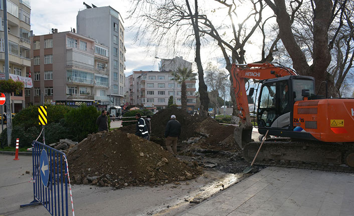 Sinop Meydan Projesi'nde yıkımlar devam ediyor