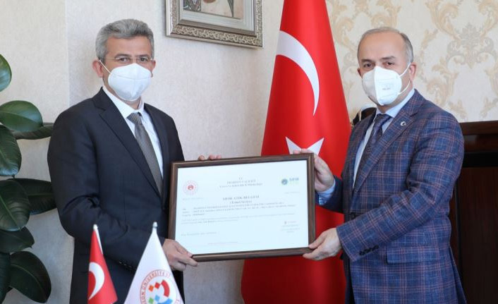 Trabzon Üniversitesi'ne "sıfır artık belgesi" verildi