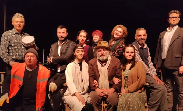 Trabzon Sanat Tiyatrosu’ndan yeni bir oyun “KÖŞE”
