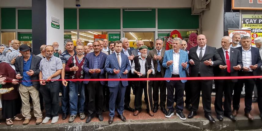 Of'ta Tarım Kredi Kooperatif Market açıldı
