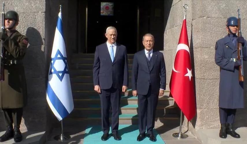 Milli Savunma Bakanı Hulusi Akar İsrailli mevkidaşıyla bir araya geldi