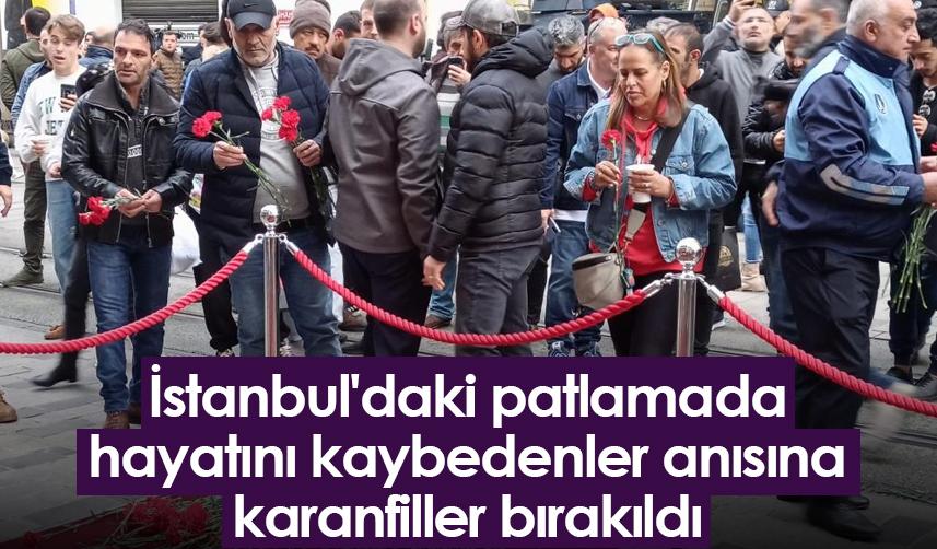 İstanbul'daki patlamada hayatını kaybedenler anısına karanfiller bırakıldı