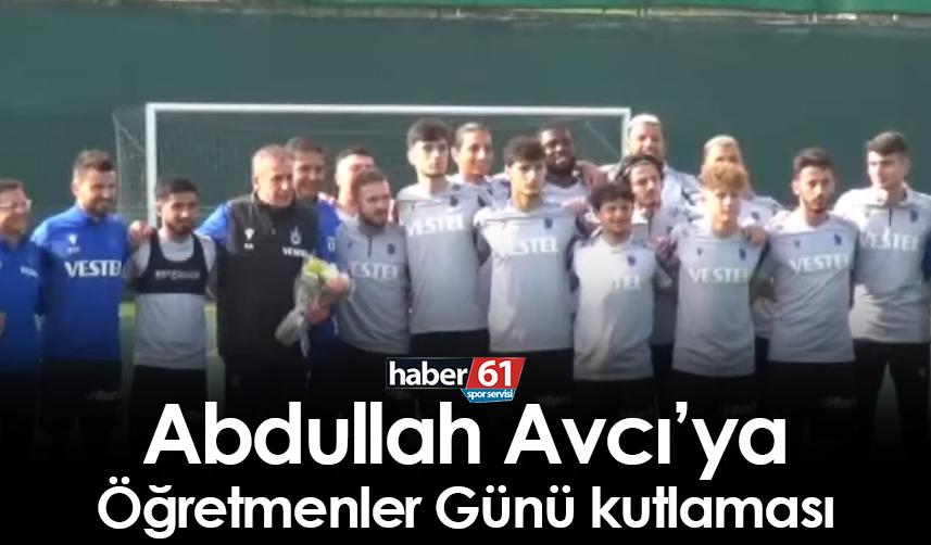 Futbolculardan Abdullah Avcı’ya Öğretmenler Günü kutlaması