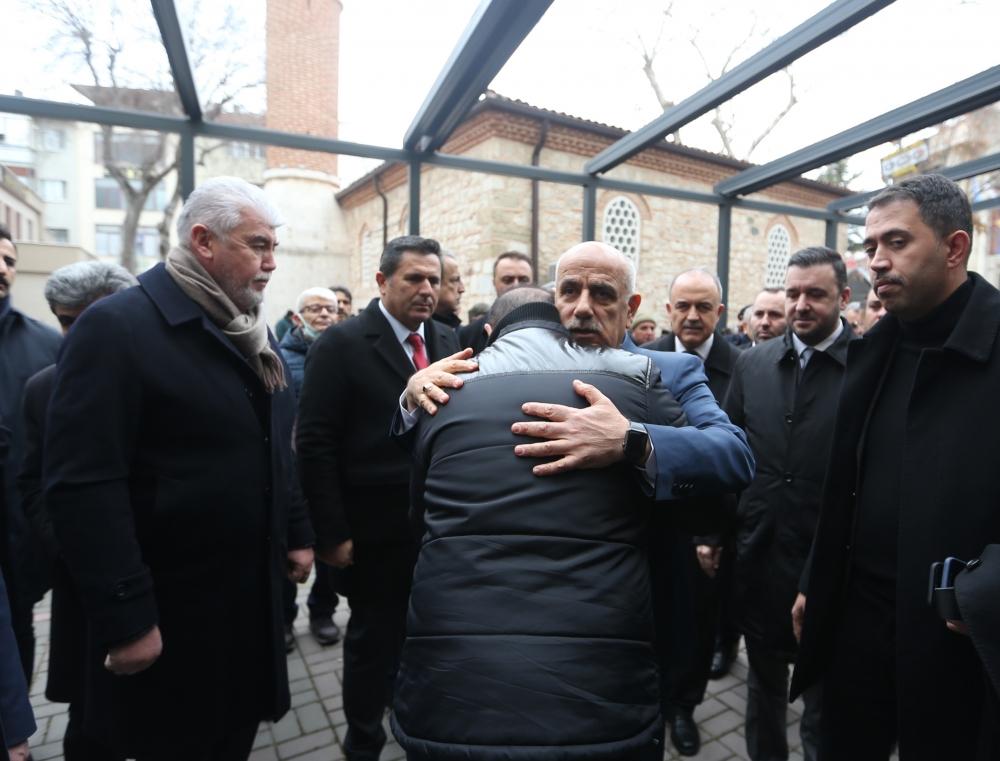 Tarım ve Orman Bakanı Kirişci, Yalova'da cenaze törenine katıldı