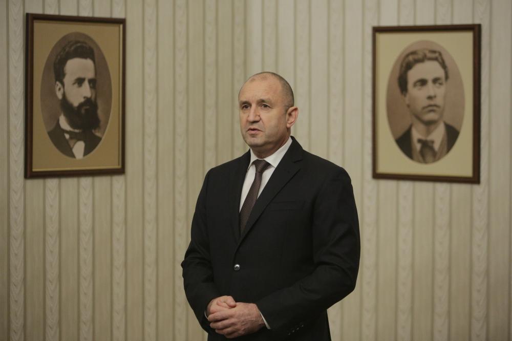 Bulgaristan'da hükümet kuramayan sosyalistler görevi Cumhurbaşkanı Radev'e iade etti