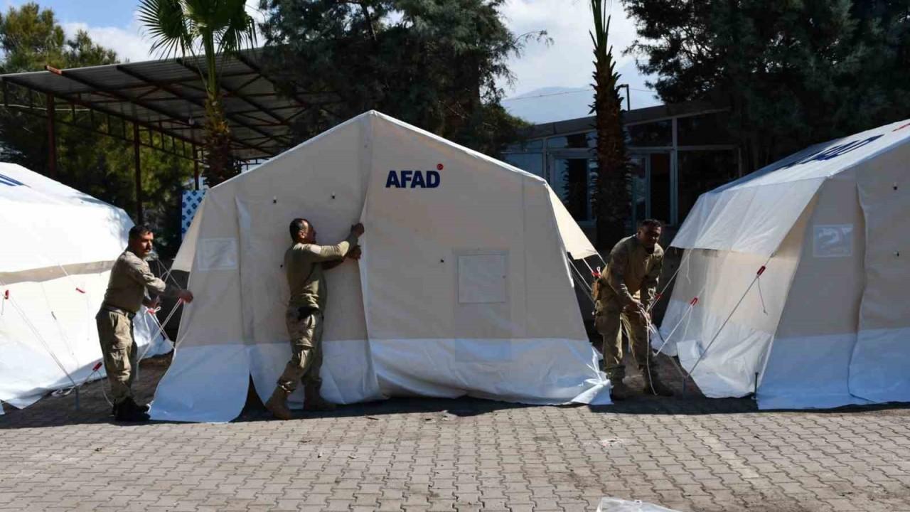 Payas’ta depremzedeler için kurulan çadır sayısı 580’e ulaştı