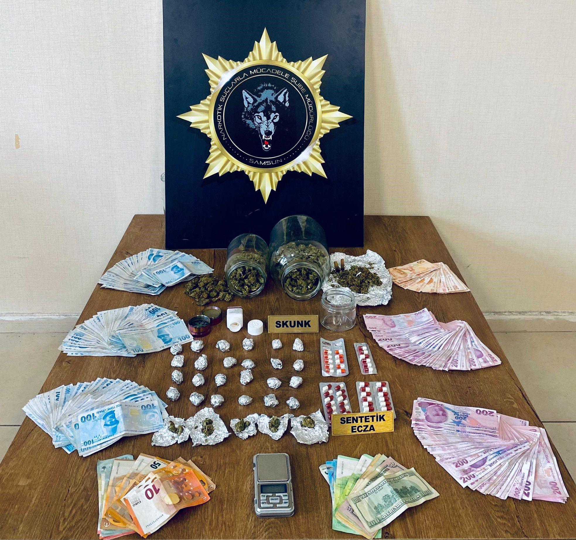 Samsun'da uyuşturucu ticaretinden 2 kişi tutuklandı. 18 Nisan 2023