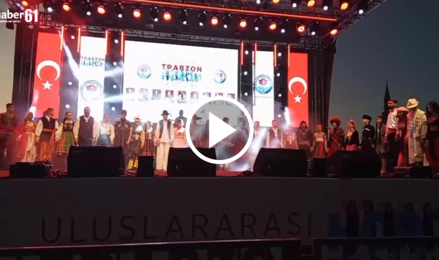 61 ayrı ülkeden gelip Trabzon'da horon oynadılar