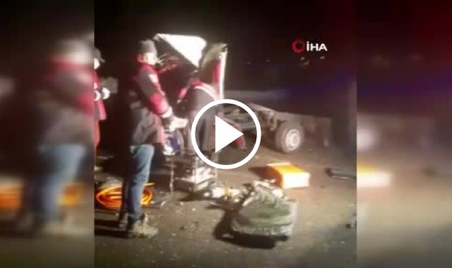Sivas'ta otobüs kazası: Ölü ve yaralılar var - Video Haber