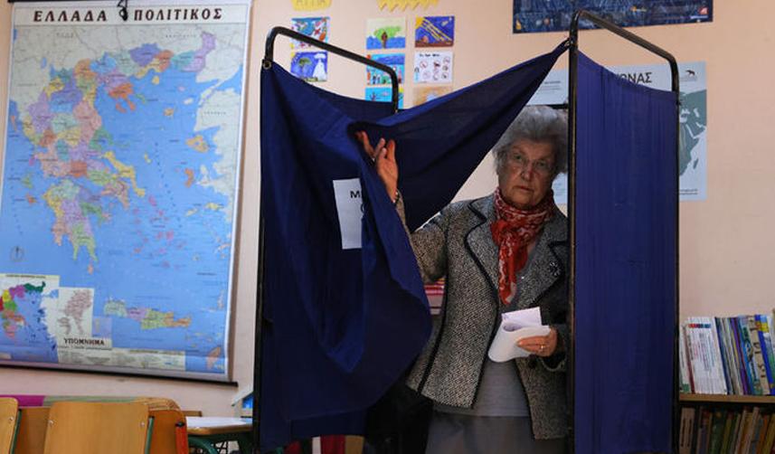 Yunanistan'da seçmenler sandık başında