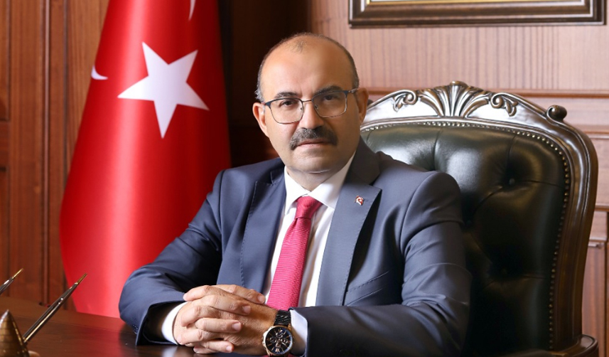 Trabzon Valisi İsmail Ustaoğlu'ndan Polis Haftası mesajı