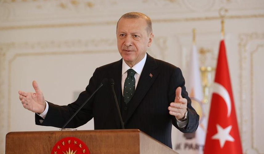 Cumhurbaşkanı Erdoğan'dan önemli açıklamalar! "Bir yanlış yapmaya kalkarsan, çılgın Türkler yürür"